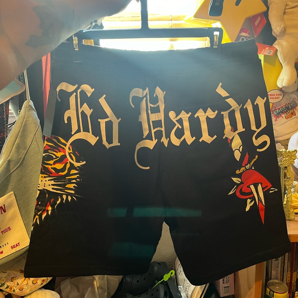 Ed hardy sweat shorts women’s size medium brand new